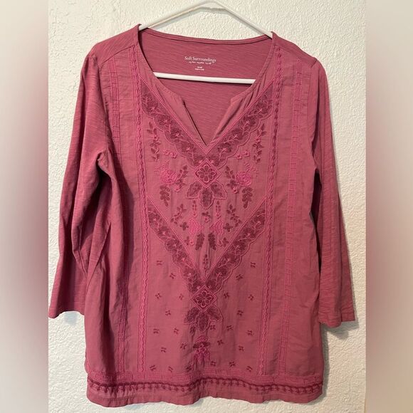 Soft surroundings Coconut dreams embroidered V- Neck sz S - Picture 1 of 5